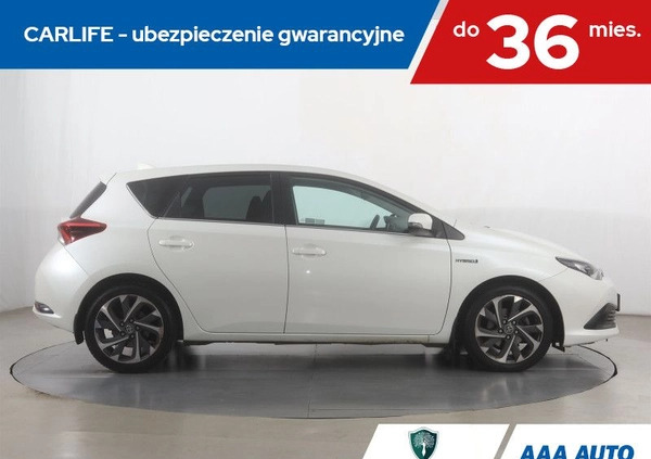 Toyota Auris cena 70000 przebieg: 88290, rok produkcji 2016 z Raciąż małe 211